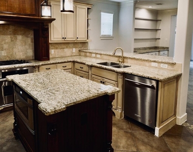 4020 Childress Street - Photo Thumbnail 21