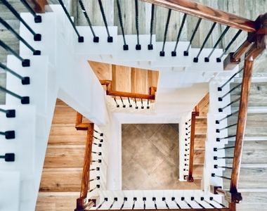 4020 Childress Street - Photo Thumbnail 23