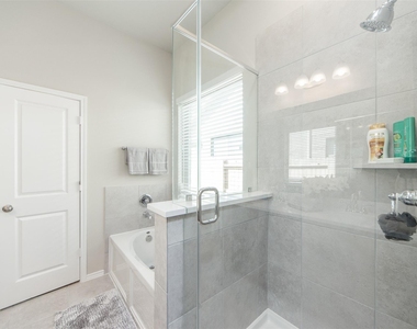 1915 Meadow Trail Drive - Photo Thumbnail 16