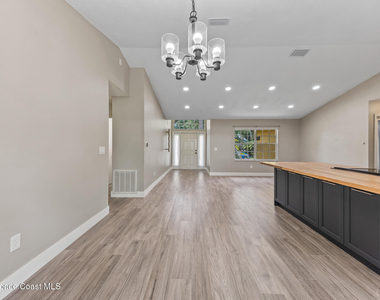 436 Trier Road Nw - Photo Thumbnail 8