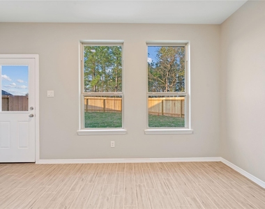 10714 Catclaw Court - Photo Thumbnail 7