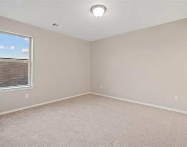 10714 Catclaw Court - Photo Thumbnail 17