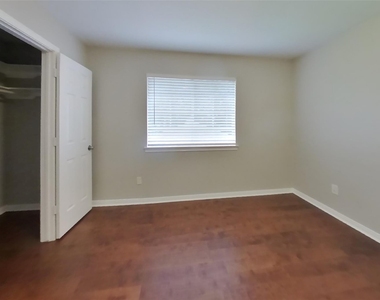 1507 Moon Shadow Court - Photo Thumbnail 10