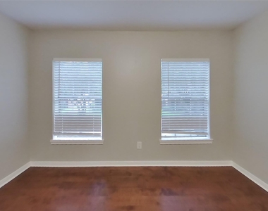 1507 Moon Shadow Court - Photo Thumbnail 9