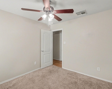 11419 Flying Geese Lane - Photo Thumbnail 12