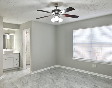 7207 San Pablo Drive - Photo Thumbnail 18