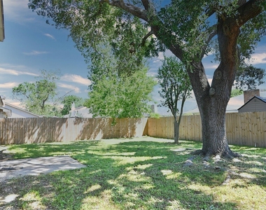7207 San Pablo Drive - Photo Thumbnail 30