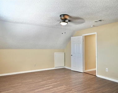 7207 San Pablo Drive - Photo Thumbnail 24