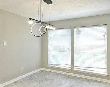 7207 San Pablo Drive - Photo Thumbnail 10