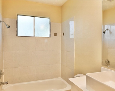 7207 San Pablo Drive - Photo Thumbnail 28