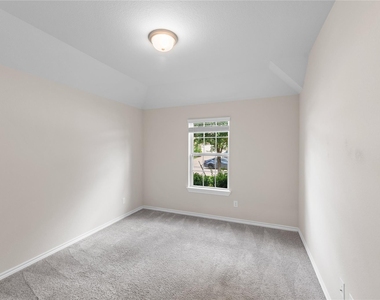 25119 Sundance Park Lane - Photo Thumbnail 13