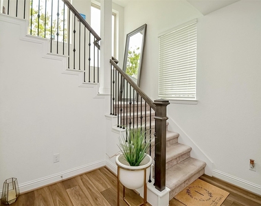 11021 Mikula Drive - Photo Thumbnail 37