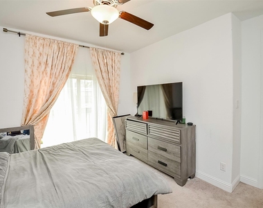 11021 Mikula Drive - Photo Thumbnail 20