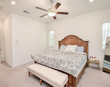 11021 Mikula Drive - Photo Thumbnail 24