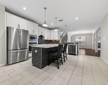 4114 Dover Harbor Lane - Photo Thumbnail 6