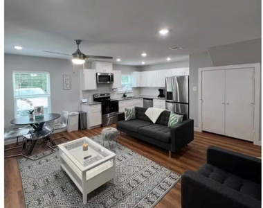 6615 Bacher Street - Photo Thumbnail 14