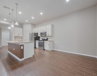 5327 Silver Ledge Drive - Photo Thumbnail 14