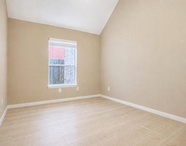 22422 Cascade Springs Drive - Photo Thumbnail 16