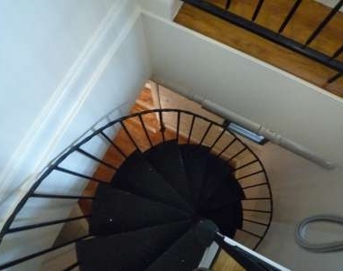 West 11th Street - Photo Thumbnail 5
