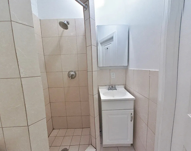 West 11th Street - Photo Thumbnail 9