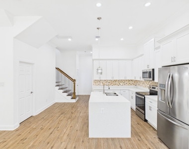 4619 Stassen Street - Photo Thumbnail 6