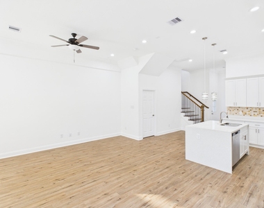 4619 Stassen Street - Photo Thumbnail 4