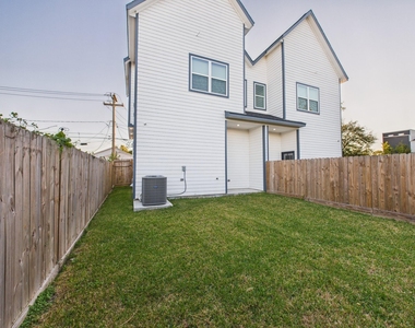 4619 Stassen Street - Photo Thumbnail 27
