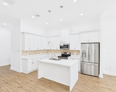 4619 Stassen Street - Photo Thumbnail 7