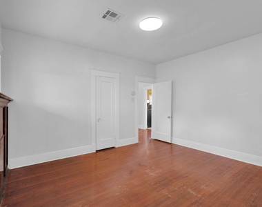 1702 Ruth Street - Photo Thumbnail 11