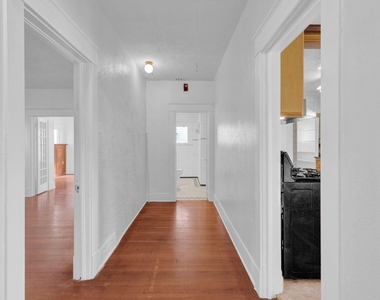 1702 Ruth Street - Photo Thumbnail 12