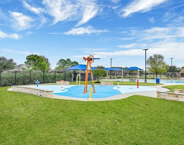8518 Windy Thicket Lane - Photo Thumbnail 38