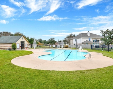 8518 Windy Thicket Lane - Photo Thumbnail 34