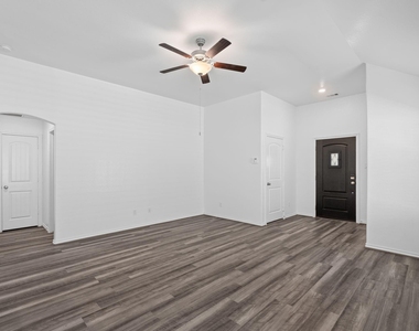 25702 Bottlebrush Sedge Street - Photo Thumbnail 6