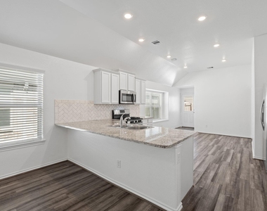 25702 Bottlebrush Sedge Street - Photo Thumbnail 8