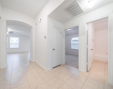 16323 Hillside Garden Lane - Photo Thumbnail 2