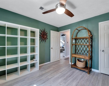 116 W White Willow Circle - Photo Thumbnail 16