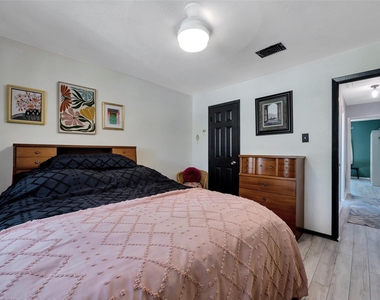 116 W White Willow Circle - Photo Thumbnail 25