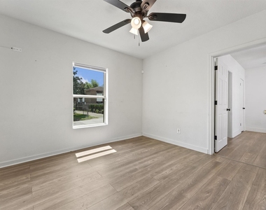3021 Florida Street - Photo Thumbnail 3