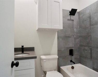 1711 Summer Street - Photo Thumbnail 16