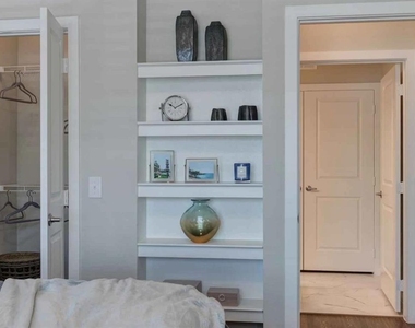3530 West 12th Street - Photo Thumbnail 7