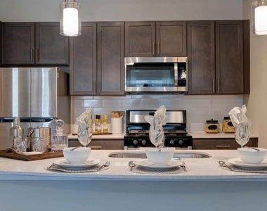 3530 West 12th Street - Photo Thumbnail 4