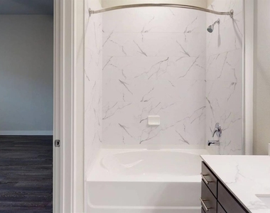 3530 West 12th Street - Photo Thumbnail 9