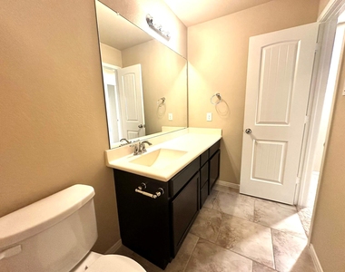 22407 Ebbets Field Drive - Photo Thumbnail 24
