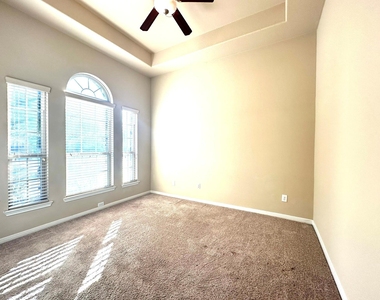 22407 Ebbets Field Drive - Photo Thumbnail 2