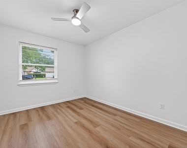 24014 Nomini Hall Lane - Photo Thumbnail 14