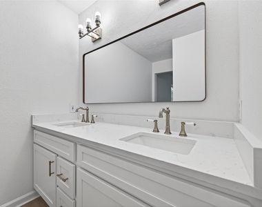 24014 Nomini Hall Lane - Photo Thumbnail 23