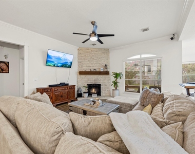 20703 Louetta Woods Drive - Photo Thumbnail 9