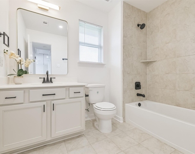 15203 Lake Powell Drive - Photo Thumbnail 24