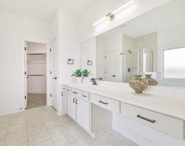 15203 Lake Powell Drive - Photo Thumbnail 17