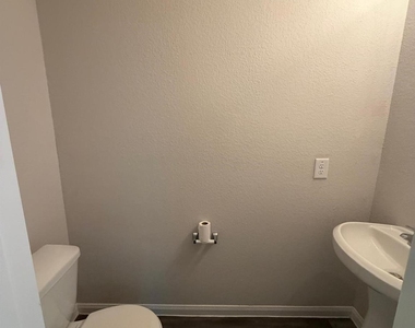 25419 Grotto Falls Lane - Photo Thumbnail 7